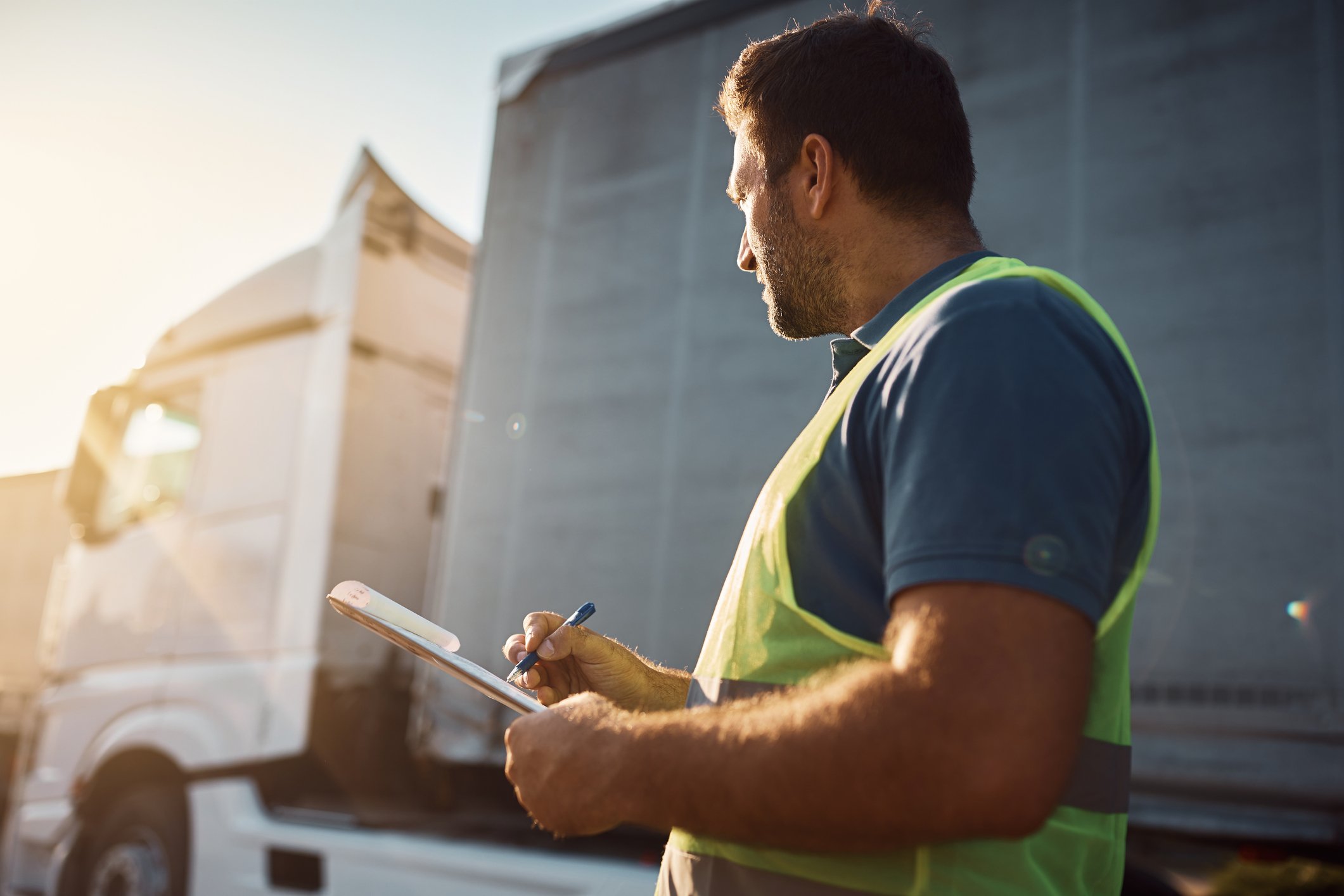 What is FMCSR? Compliance Basics for Commercial Drivers 